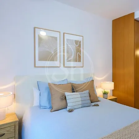Bonito En Eixample Apartment *