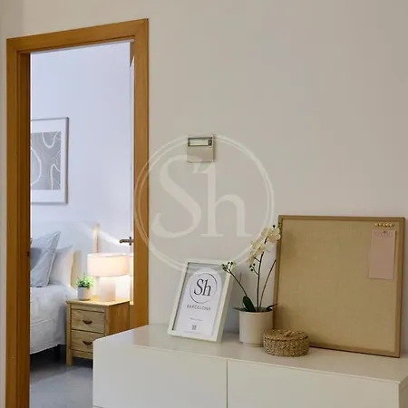 Bonito En Eixample Apartment *