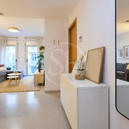 111th121lav22- Eixample Cozy