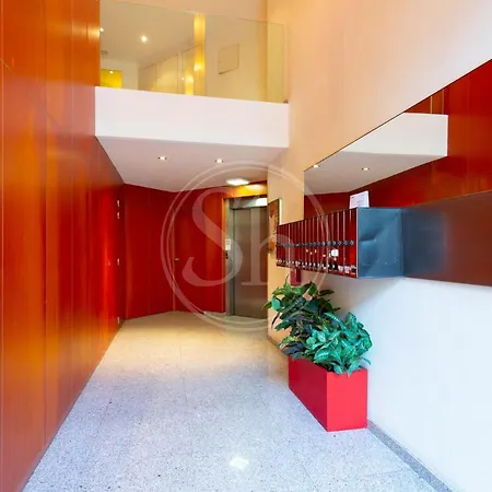 Bonito En Eixample Apartament Barcelona